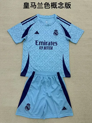 Camisetas de fútbol infantiles especiales del Real Madrid 25-26