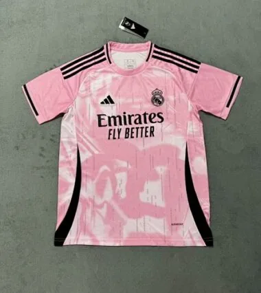 Camisetas especiales de fútbol del Real Madrid 25-26