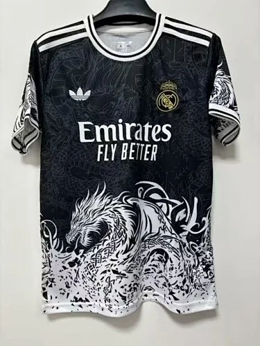 Camisetas especiales de fútbol del Real Madrid 25-26