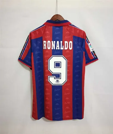 Immagine 2 dell’album 96-97 Barc Home Soccer Jerseys