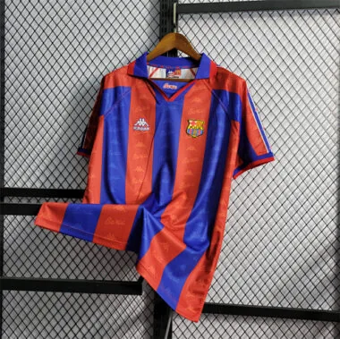 Immagine 11 dell’album 96-97 Barc Home Soccer Jerseys