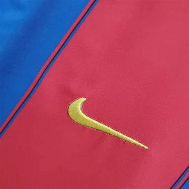 Immagine 4 dell’album 03-04 Barc Home Soccer Jerseys