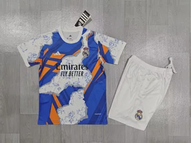Camisetas de fútbol infantiles especiales del Real Madrid 25-26