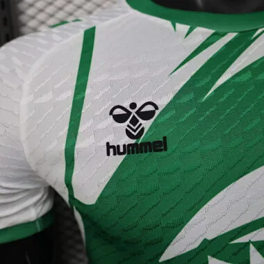 Immagine 4 dell’album 25-26 Real Betis Player Version Soccer Jerseys