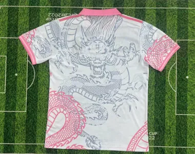 Imagen 2 del álbum Camisetas de fútbol del Real Madrid 25-26