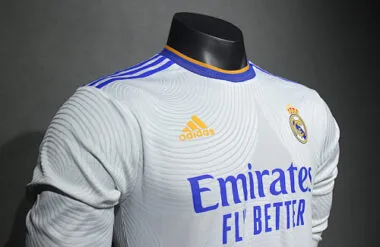 Imagem 2 do álbum 21-22 Real Madrid Home Retro Soccer Jerseys