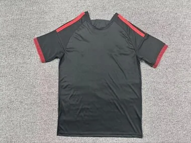 Imagen 2 del álbum Camisetas de fútbol del D.C. United para partidos en casa, temporadas 26-27