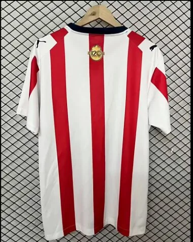 Imagen 2 del álbum 26-27 Camisetas especiales de fútbol del Chivas