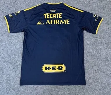 Afbeelding 2 van album 26-27 Tigres Away Soccer Jerseys
