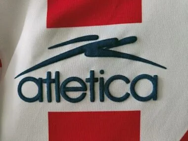 Afbeelding 8 van album Chivas-voetbalshirts in retrostijl uit 2001 (thuis)