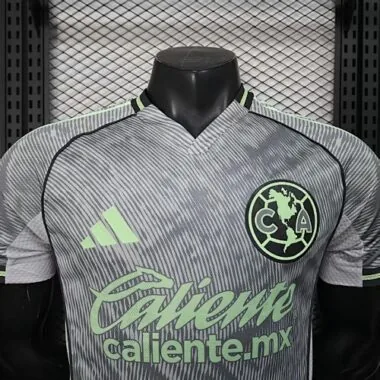 Image 10 de l’album Maillots de football Club America 25-26, version « troisième joueur »