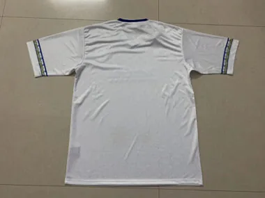 Imagem 2 do álbum 1991/92 Leeds United Home Retro Soccer Jerseys
