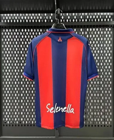 Imagem 2 do álbum 26-27 Bologna Home Soccer Jerseys