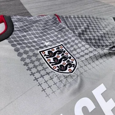 Imagen 4 del álbum 2026 England Special Soccer Jerseys