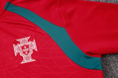 Imagen 9 del álbum 2026 Portugal Long Sleeve tracksuit