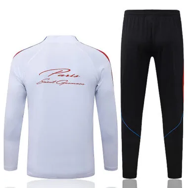 Immagine 2 dell’album 26-27 Paris Long Sleeve tracksuit