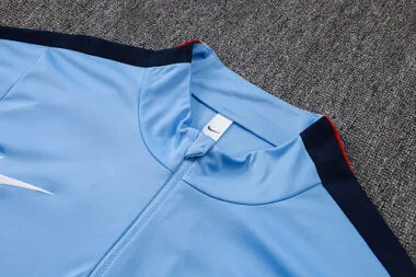 Imagem 3 do álbum 2026 England Long Sleeve tracksuit