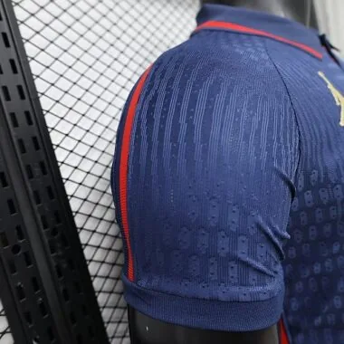 Imagen 3 del álbum 26-27 Paris Player Version Soccer Jerseys