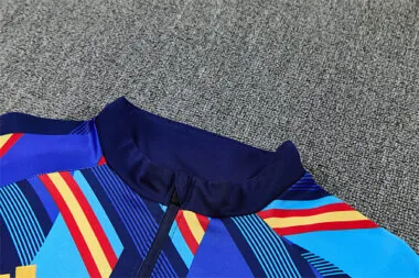2026 Spain Long Sleeve tracksuit Albumbild 3