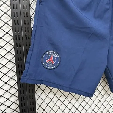Immagine 10 dell’album 26-27 Paris shorts