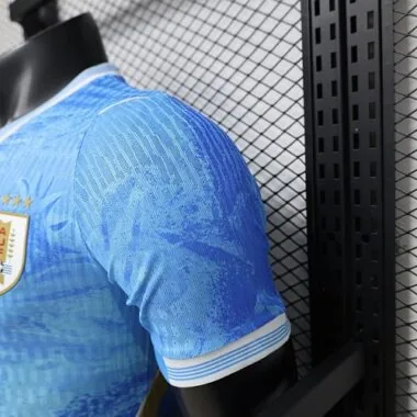 Immagine 5 dell’album 26-27 Uruguay Special Player Version Soccer Jerseys