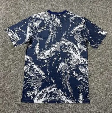 Afbeelding 2 van album 26-27 Engelse trainingsshirts voor voetbal