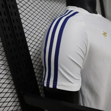 26–27 Leeds United Retro-Fußballtrikots Albumbild 6