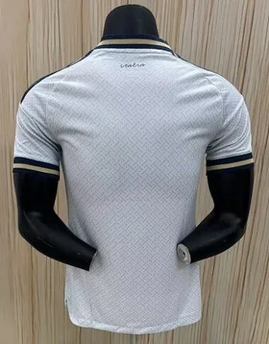 Imagen 3 del álbum Camisetas de fútbol de la selección italiana para partidos fuera de casa, 26-27, versión para jugadores