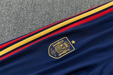 Imagen 8 del álbum 2026 Spain Long Sleeve tracksuit