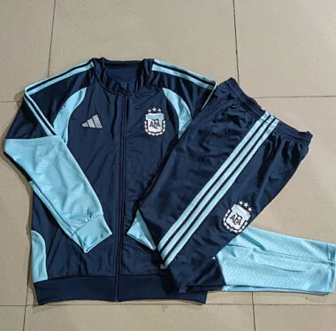 Imagen 2 del álbum 2026 Argentina Kids tracksuit