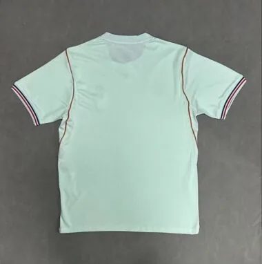 Imagen 2 del álbum Camisetas de fútbol de la selección visitante de Francia para el Mundial de 2026