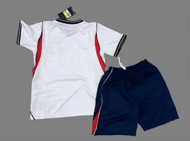 Immagine 2 dell’album 2026 England Home Soccer Jerseys