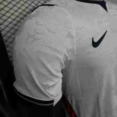 Afbeelding 15 van album 2026 England Home Player Version Soccer Jerseys