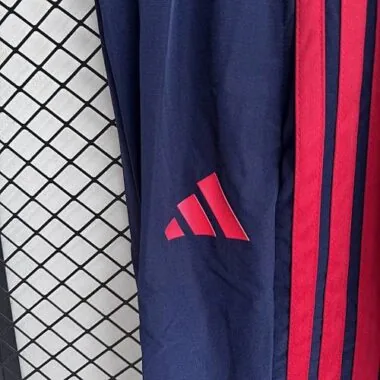 2026 Colombia Windbreaker Jackets album image 2