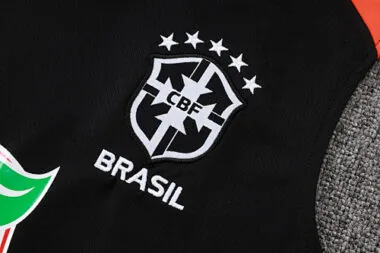 Immagine 8 dell’album 2026 Brazil Vest tracksuit