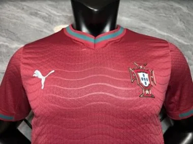 Immagine 3 dell’album 2026 Portugal Home Player Version Soccer Jerseys