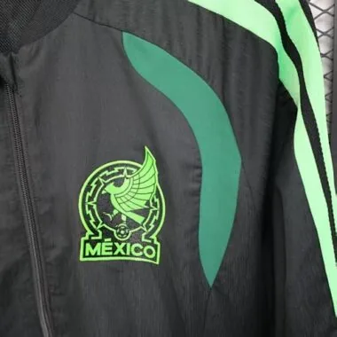 Immagine 8 dell’album 2025 Mexico Windbreaker Jackets