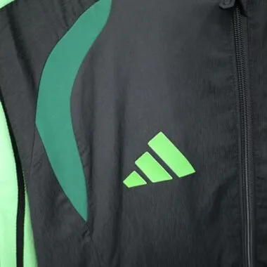 Immagine 9 dell’album 2025 Mexico Windbreaker Jackets