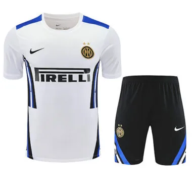 Tuta da calcio dell'Inter per gli allenamenti del 25-26