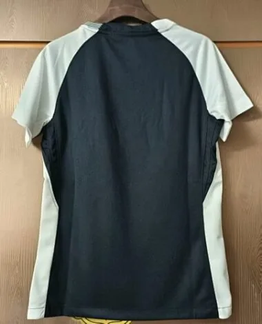 Imagen 2 del álbum Camisetas de fútbol femenino para los partidos fuera de casa de los Corintios 25-26