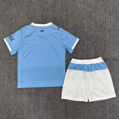 Afbeelding 2 van album 25-26 Manchester City Home Kids Soccer Jerseys