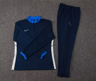 Imagen 2 del álbum 25-26 Nike Jackets