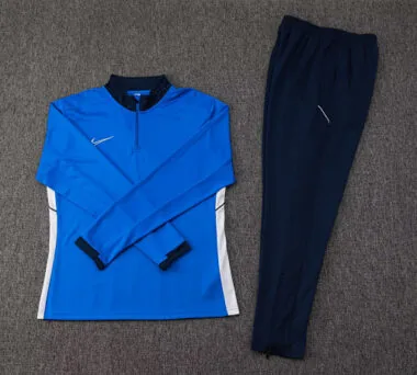 Imagen 4 del álbum 25-26 Nike Jackets