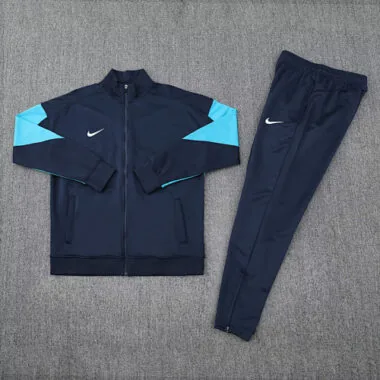 Imagen 7 del álbum 25-26 Nike Jackets