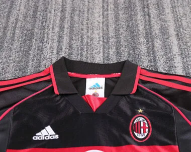 Imagen 4 del álbum 98-99 AC Milan Third Kids Soccer Jerseys