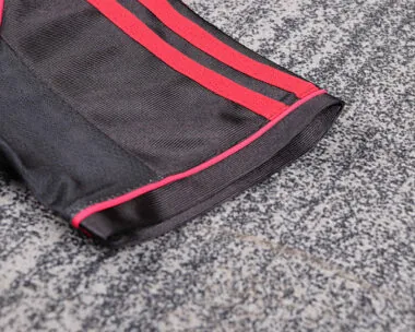 Imagen 5 del álbum 98-99 AC Milan Third Kids Soccer Jerseys