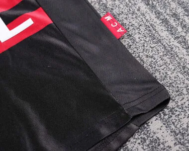 Imagen 6 del álbum 98-99 AC Milan Third Kids Soccer Jerseys