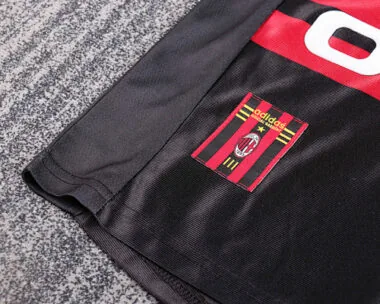 Imagen 7 del álbum 98-99 AC Milan Third Kids Soccer Jerseys