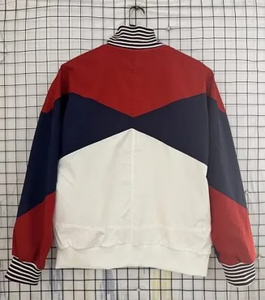 Afbeelding 2 van album 26-27 England Windbreaker Jackets