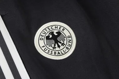 Imagen 12 del álbum Chaquetas de Alemania 2026